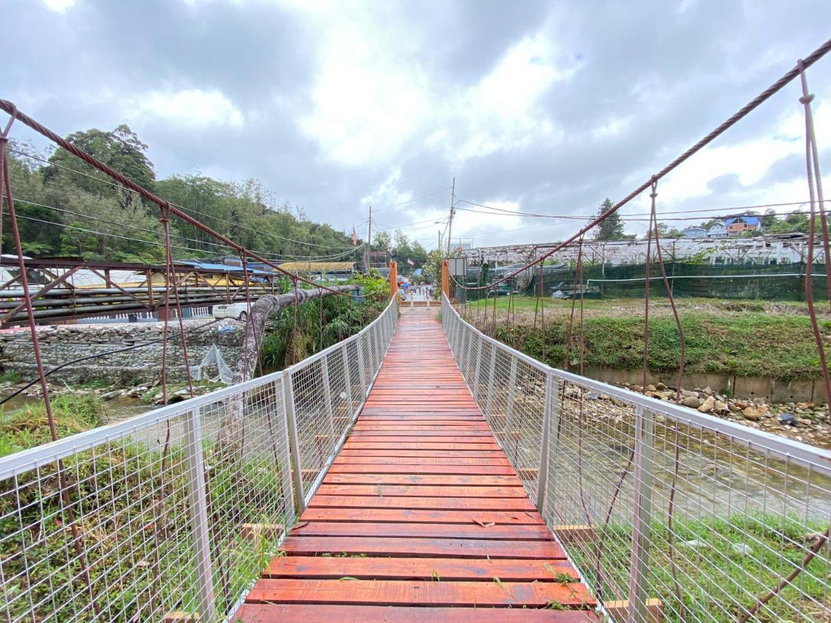 Aiza Homestay Opposite Abang Strawberry Taman Sedia 타나라타 외부 사진