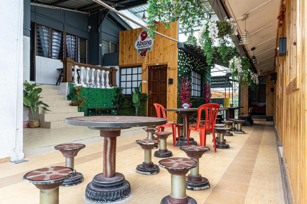 Aiza Homestay Opposite Abang Strawberry Taman Sedia 타나라타 외부 사진
